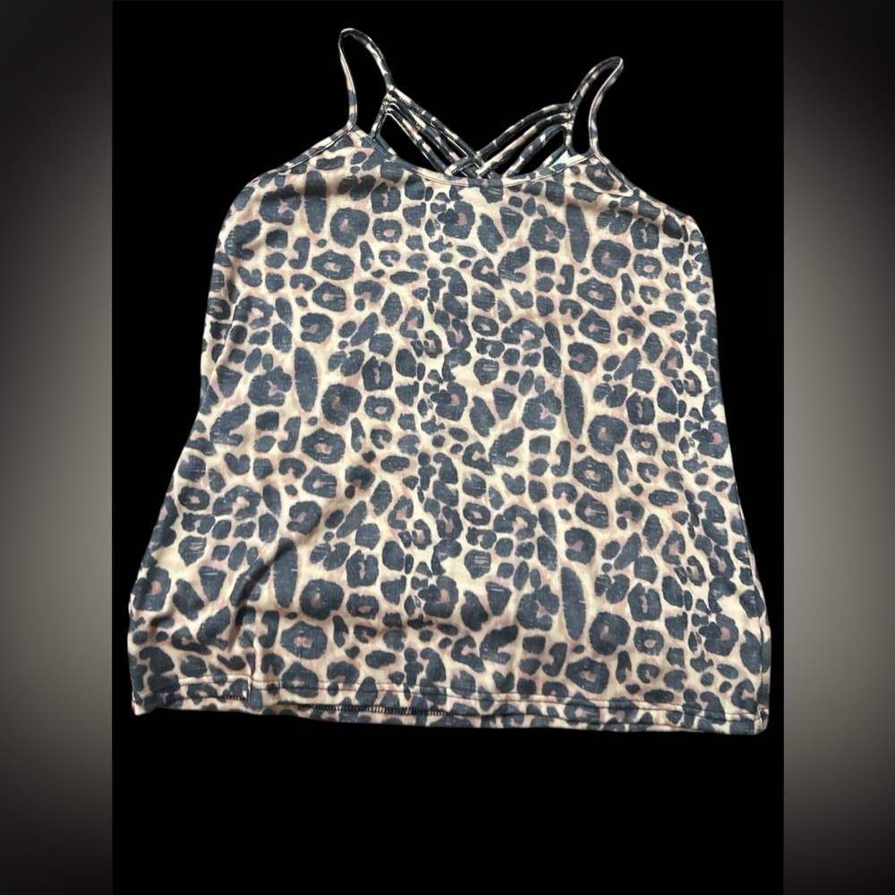 Leopard Tank